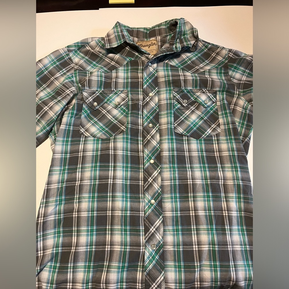 Wranglers men’s button up shirt